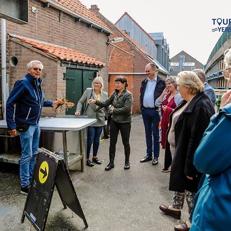 Stijlvol Ingerichte Bungalow In Baarland Kültér fotó